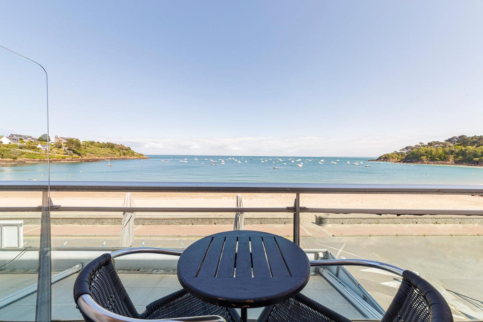 Les Pieds Dans L'Eau - Appartment 1 - Vue Mer Cancale Dış mekan fotoğraf